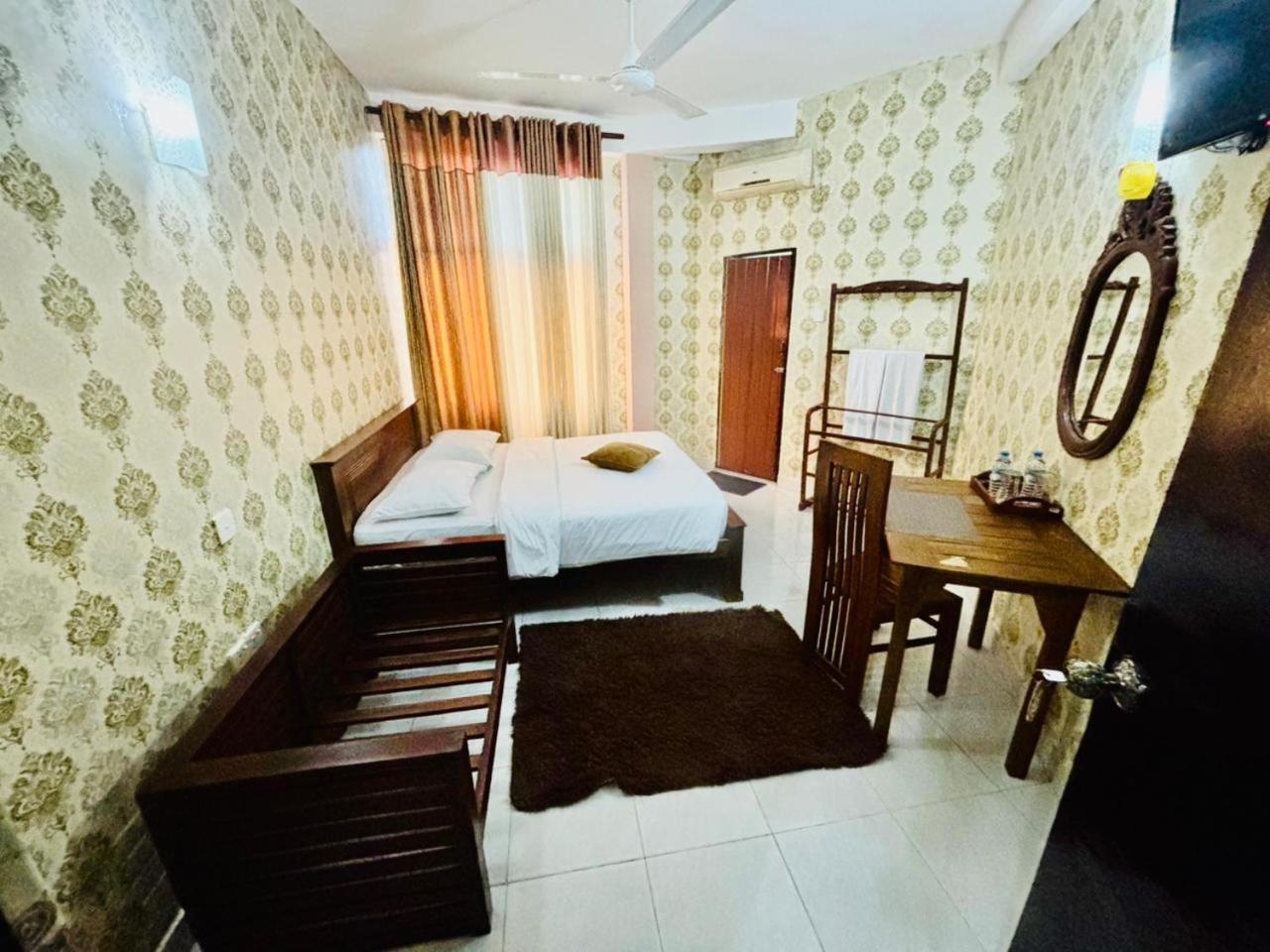 Airport City Hotel Katunayaka Εξωτερικό φωτογραφία
